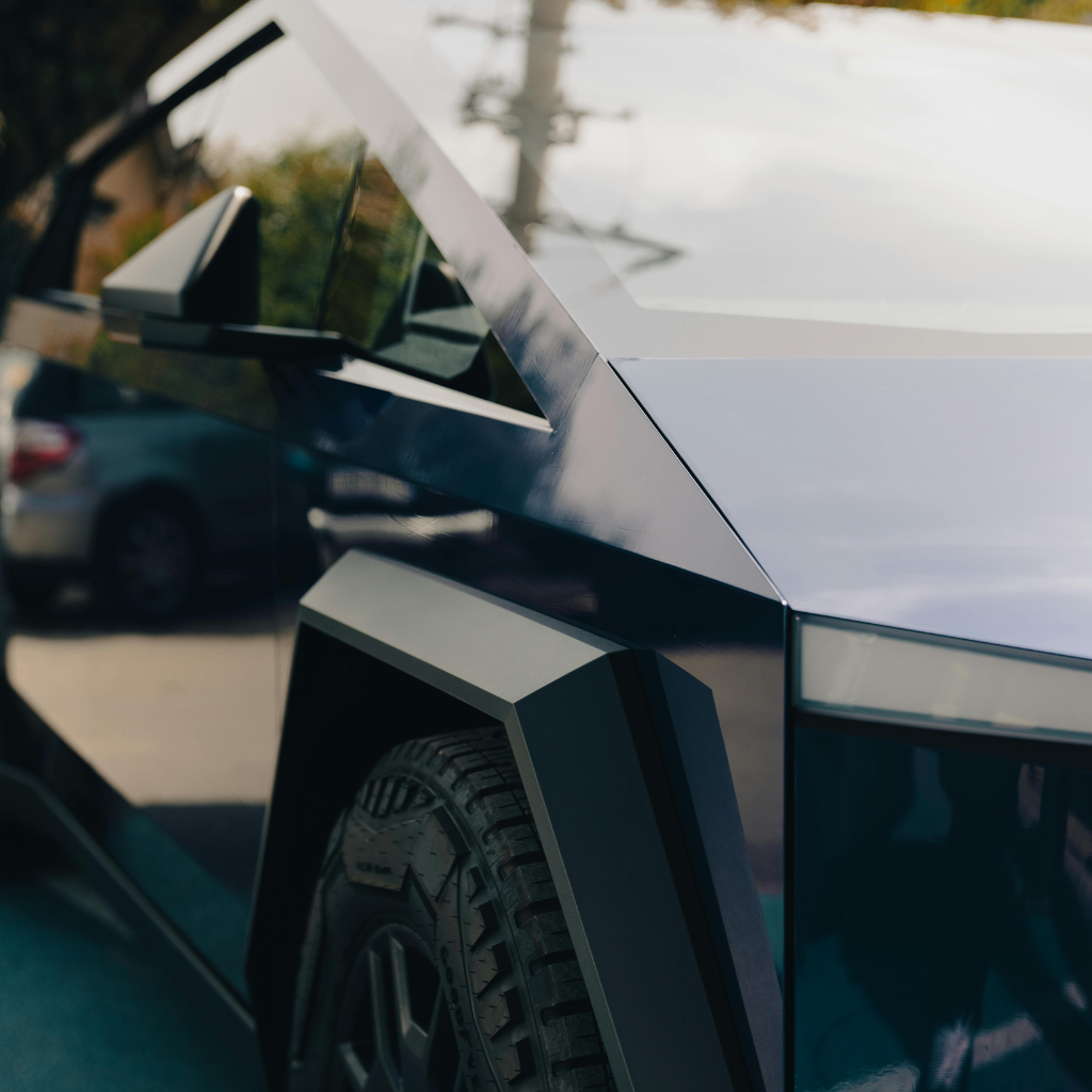 Thinking of Buying Tesla Stock Before the Robotaxi Launch? Read This First! 2 Tesla robotaxi stock